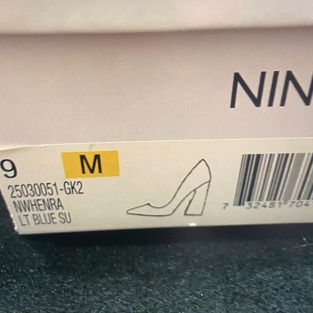 Nine West Light Gray Pointed Toe Suede Pumps - Picture 6 of 6